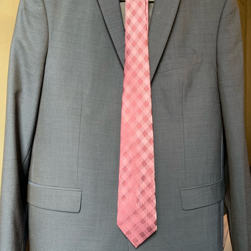 BCBG 100% silk tie